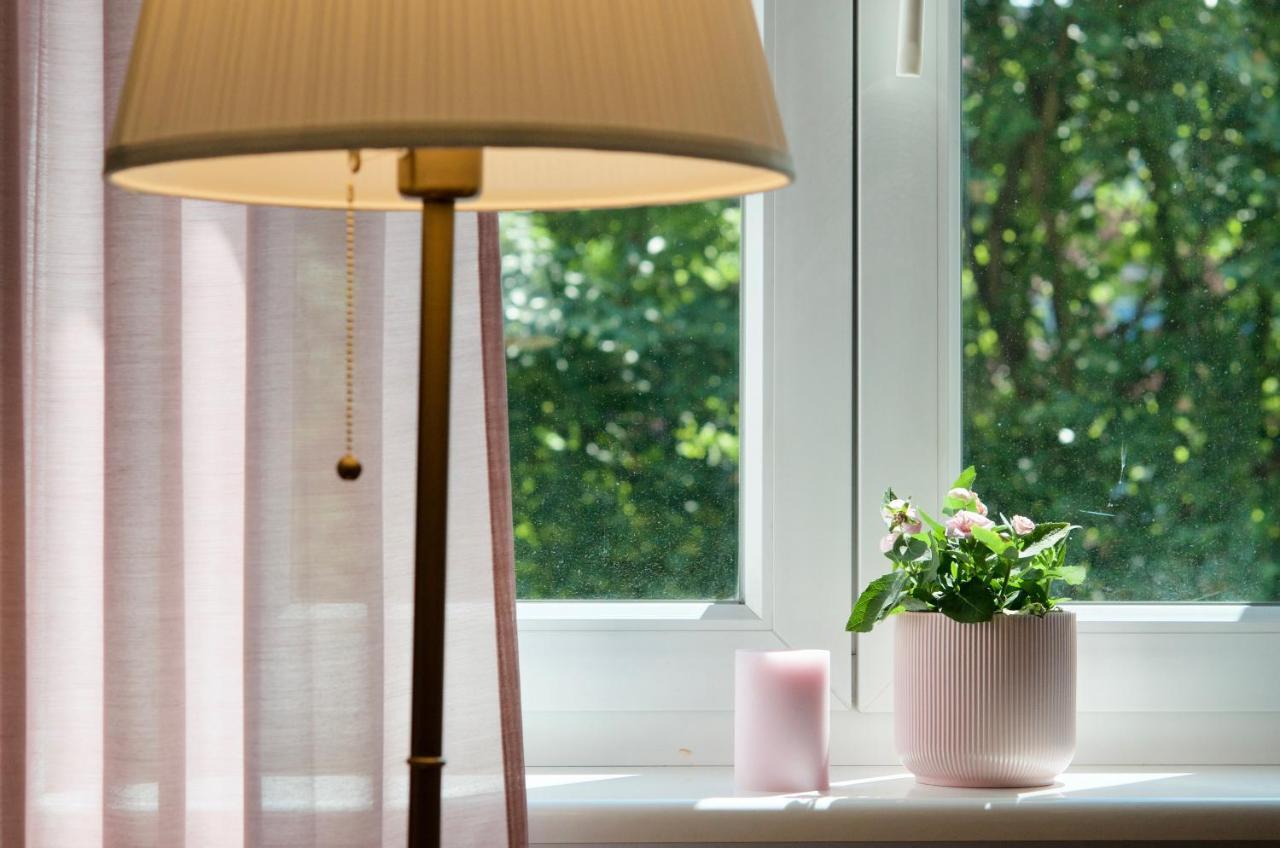 Apartament Nowe Miasto - Skwer Malarzy กอร์ซุฟเวียลคอปอลสกี ภายนอก รูปภาพ